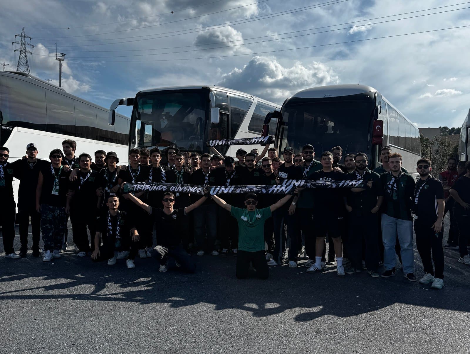 Hodri Meydan Tribün